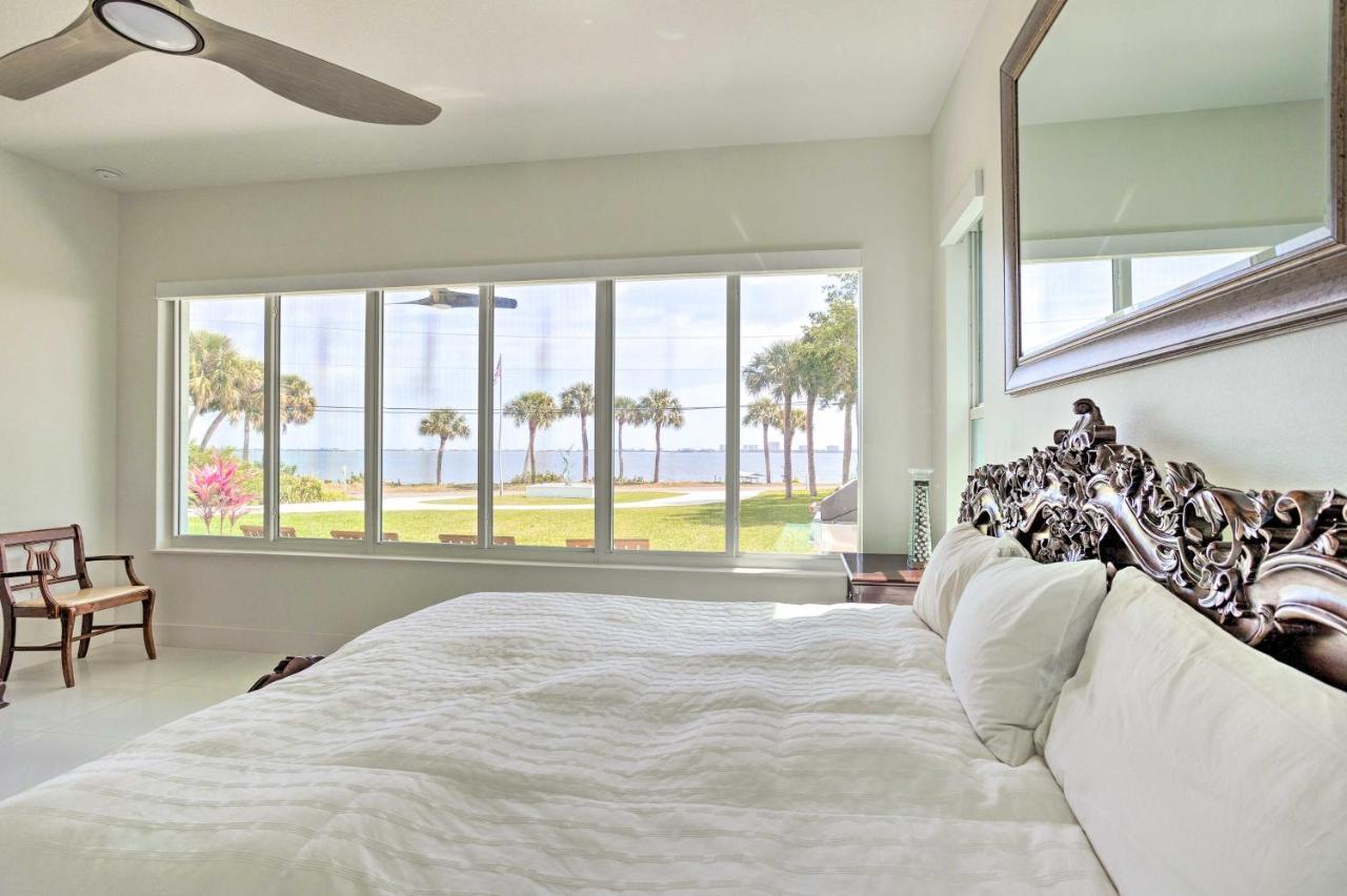 Sleek Fort Pierce Vacation Rental With Private Dock! エクステリア 写真