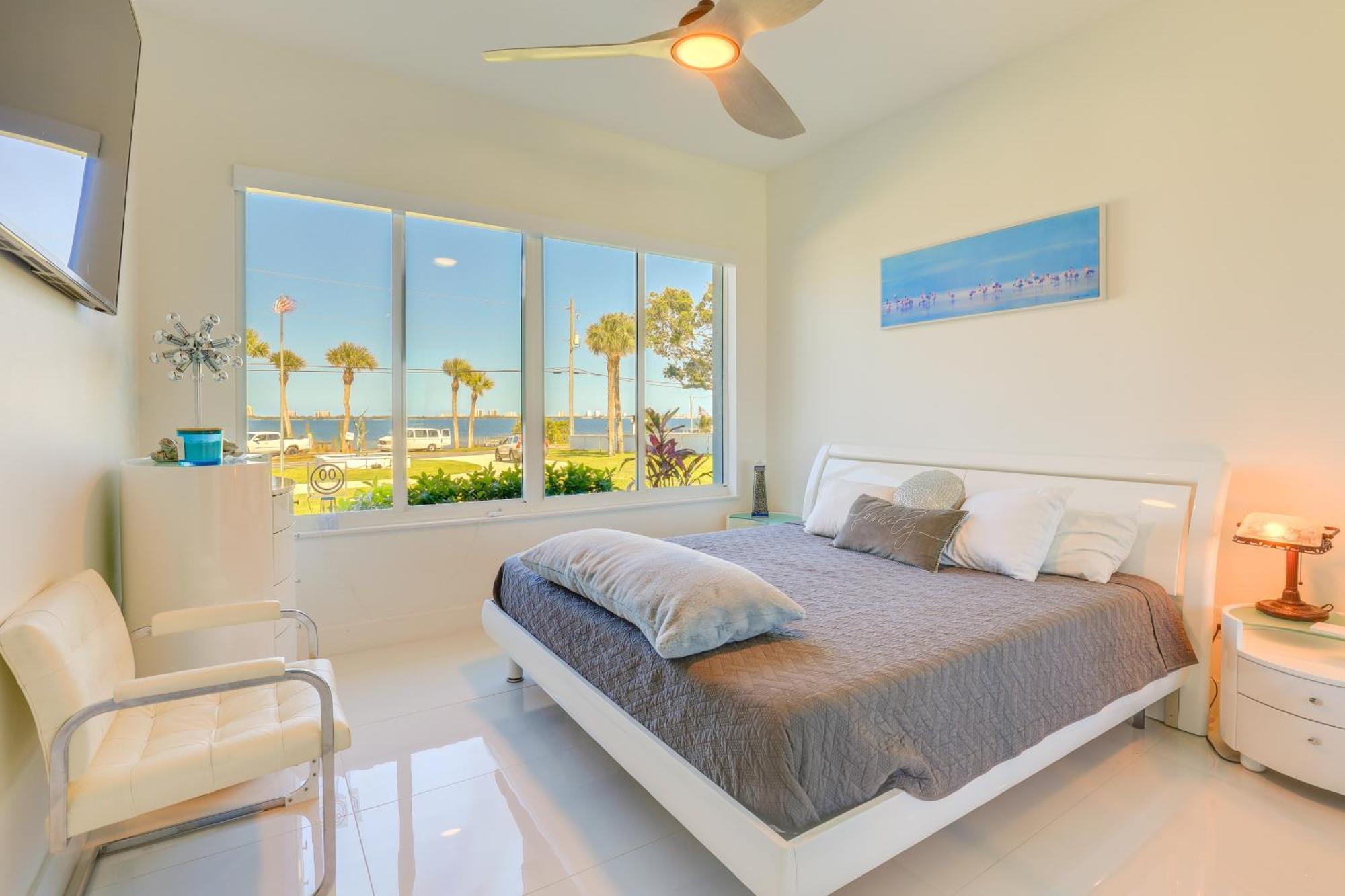 Sleek Fort Pierce Vacation Rental With Private Dock! エクステリア 写真