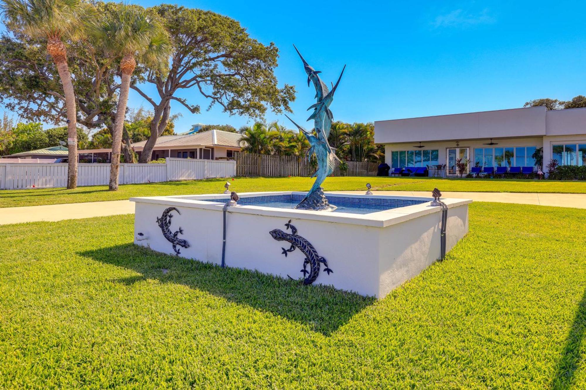 Sleek Fort Pierce Vacation Rental With Private Dock! エクステリア 写真