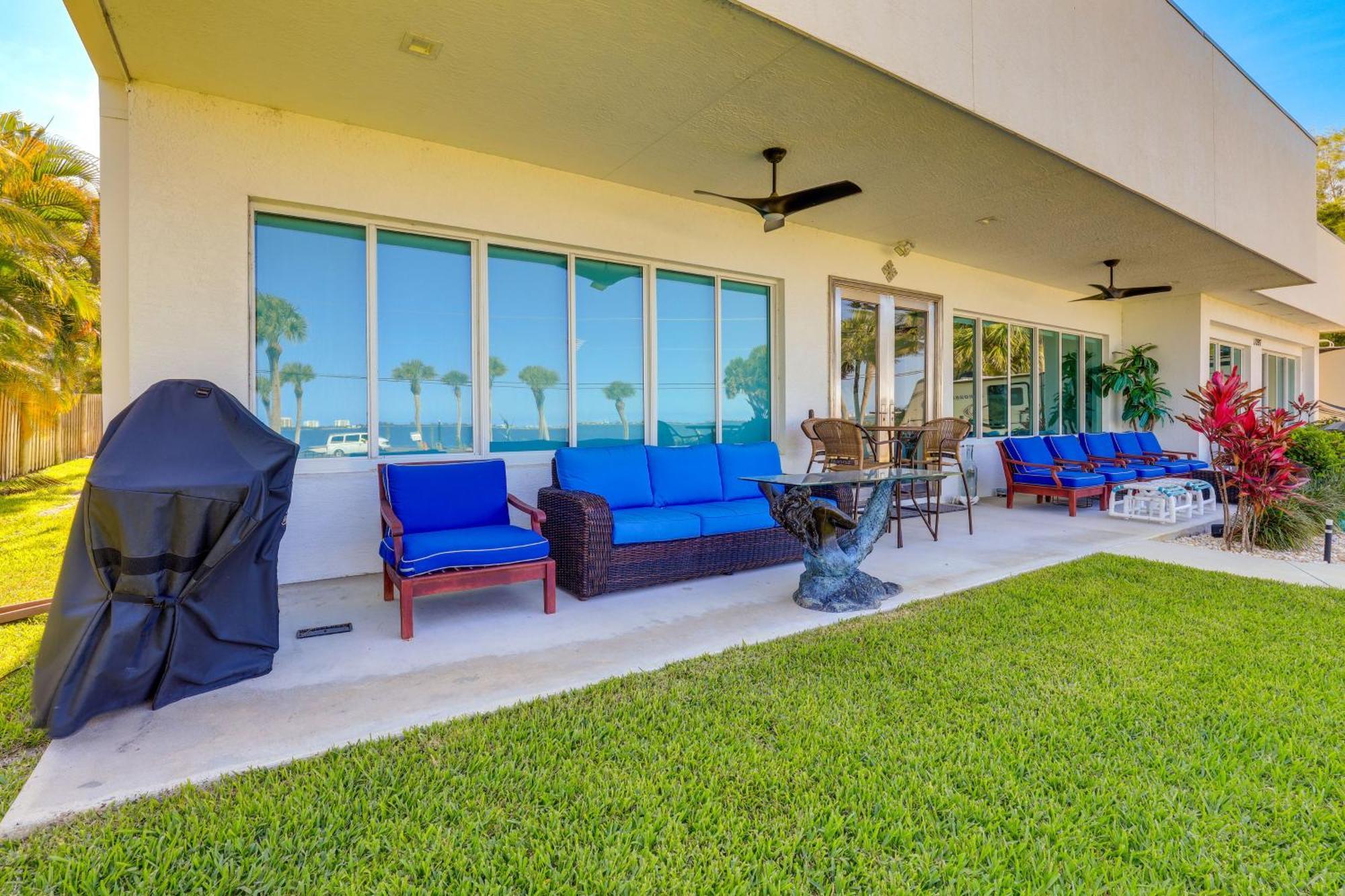 Sleek Fort Pierce Vacation Rental With Private Dock! エクステリア 写真