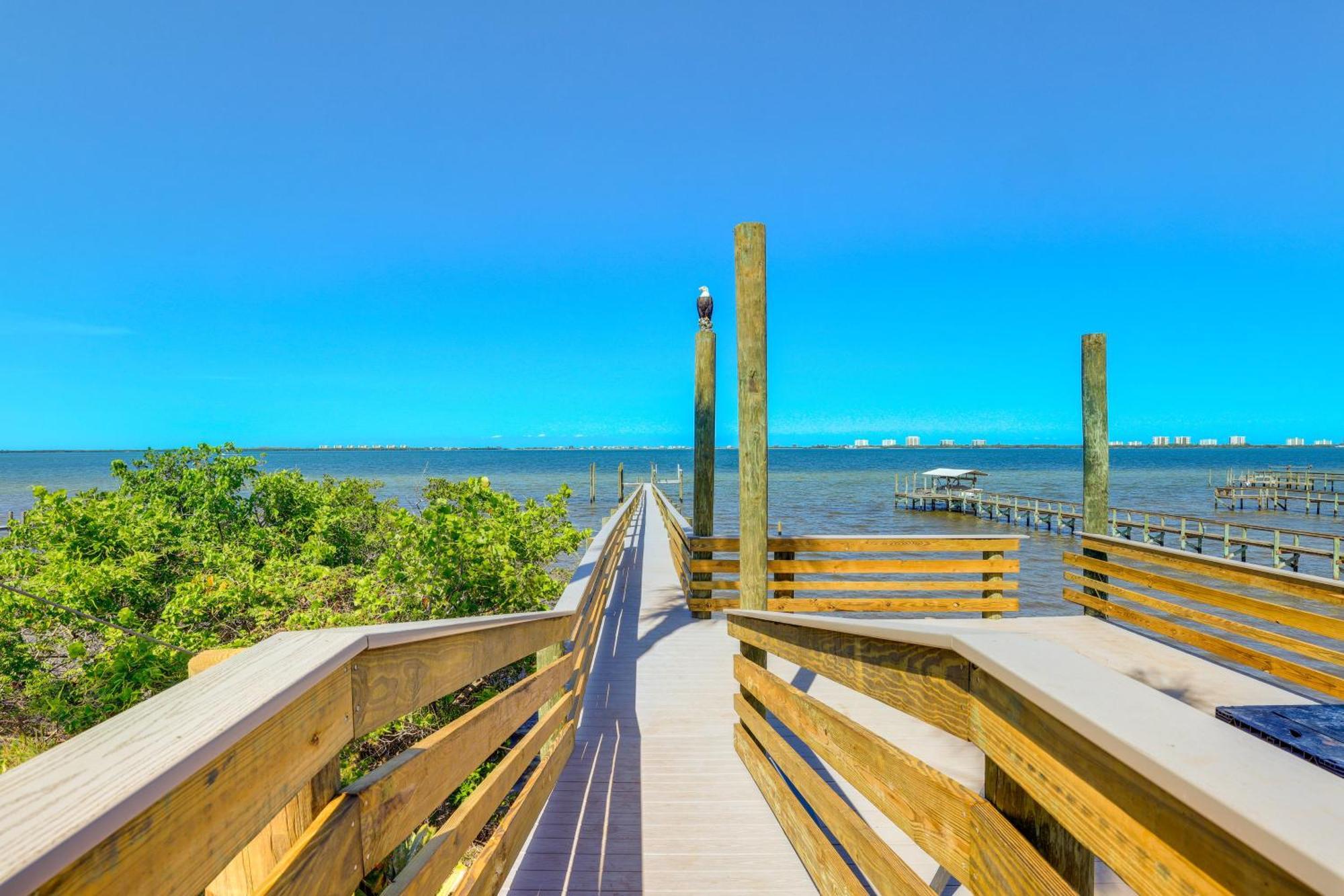 Sleek Fort Pierce Vacation Rental With Private Dock! エクステリア 写真