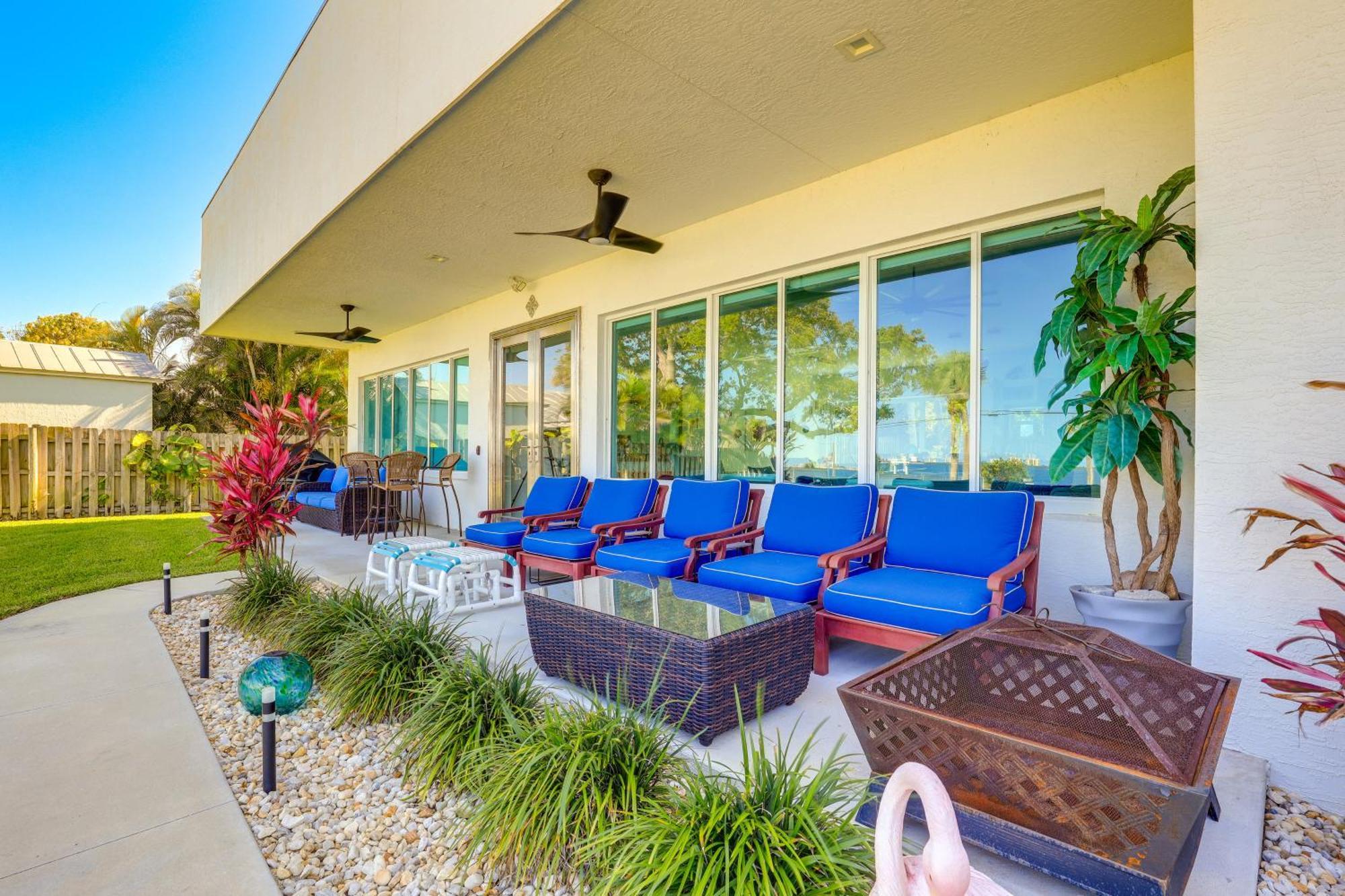 Sleek Fort Pierce Vacation Rental With Private Dock! エクステリア 写真